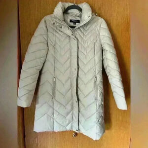 Kenneth Cole women's puffer jacket M